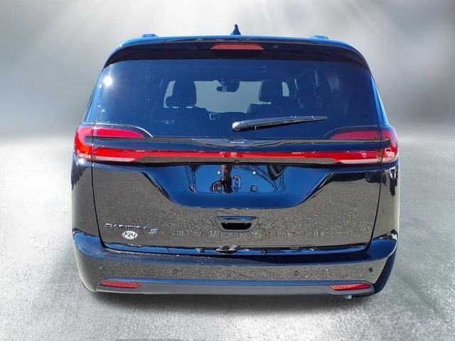 2026 Chrysler Pacifica Select - Photo 6