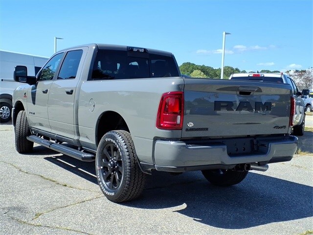 2025 Ram 2500 Laramie photo 4
