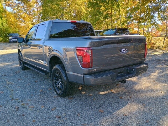 2024 Ford F-150 XLT photo 3