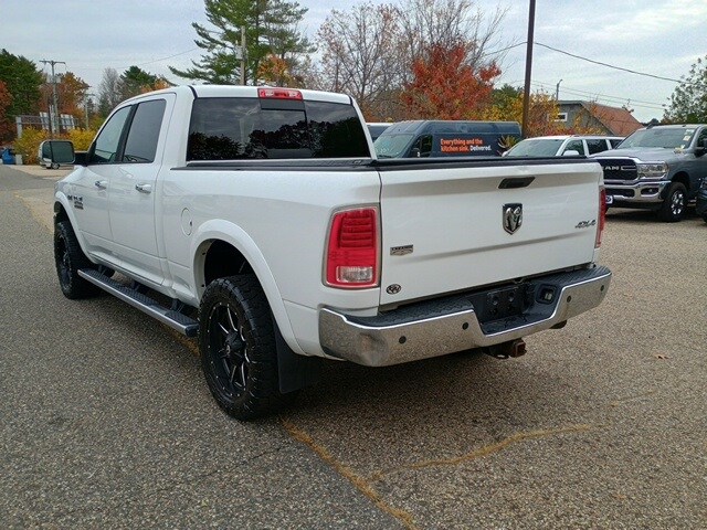 2015 Ram 2500 Laramie photo 3