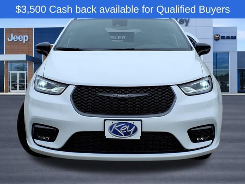 New 2026 Chrysler Pacifica Select Passenger Van