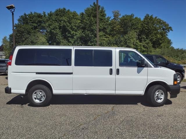 Used 2022 Chevrolet Express Passenger LS with VIN 1GAZGNFP4N1272744 for sale in Portsmouth, NH