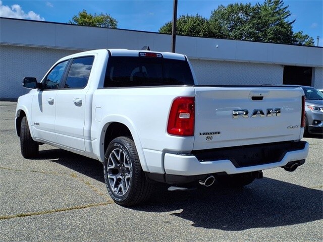 2026 Ram 1500 Laramie photo 4