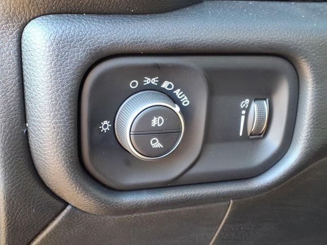 2026 RAM 2500 Tradesman - Photo 17