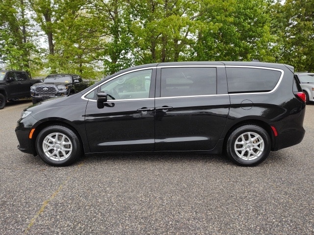 Used 2023 Chrysler Pacifica Touring L with VIN 2C4RC1BG4PR552664 for sale in Portsmouth, NH