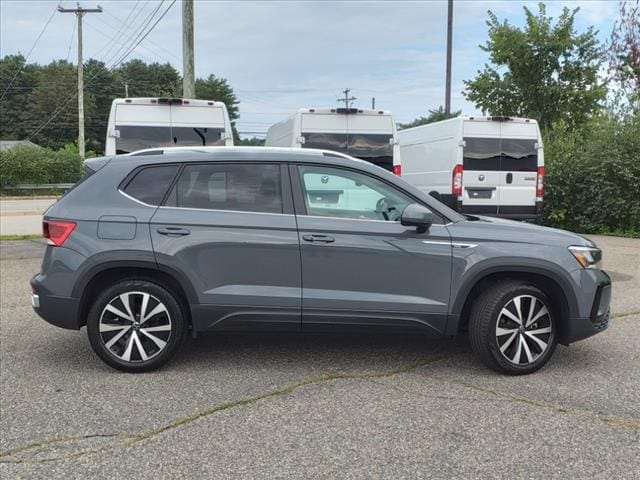 Used 2022 Volkswagen Taos SE with VIN 3VVWX7B26NM061372 for sale in Portsmouth, NH