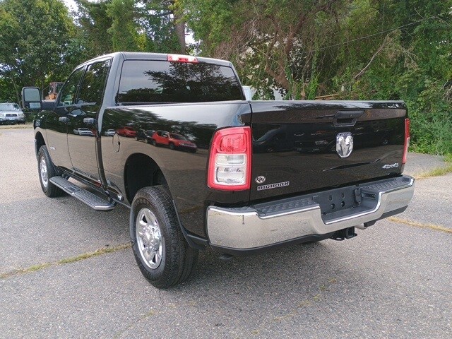 2024 Ram 2500 Big Horn photo 3