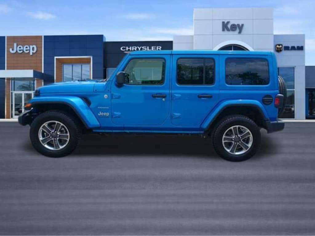 Used 2023 Jeep Wrangler 4-DOOR SAHARA 4X4 SUV