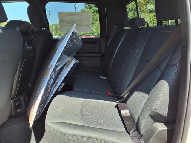 2025 RAM 2500 Tradesman - Photo 13