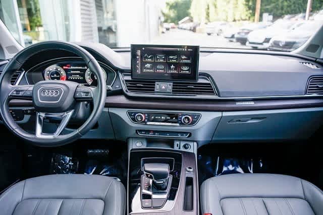 Thumbnail: 2021 Audi Q5 - 12