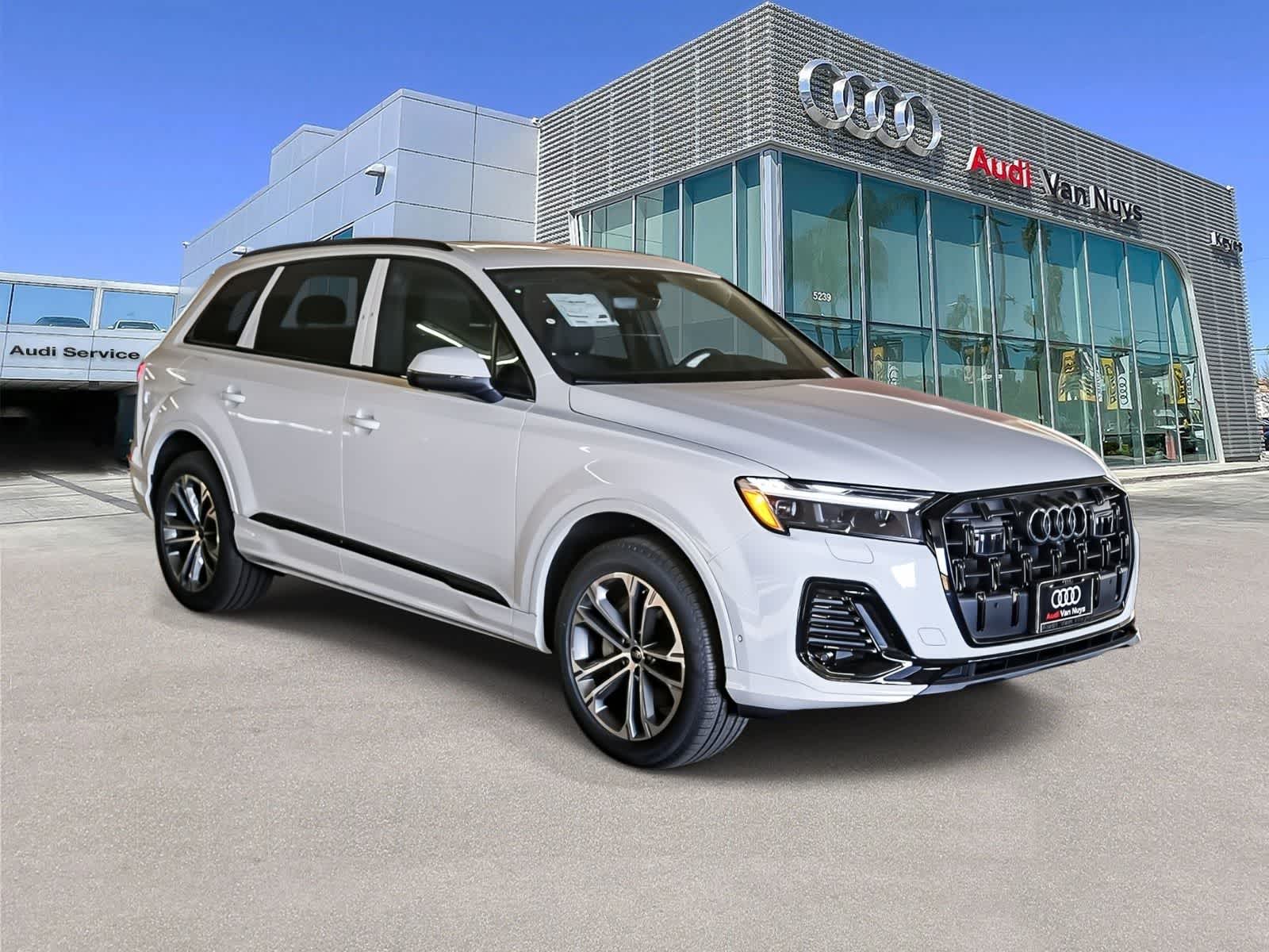 Thumbnail: 2026 Audi Q7 - 3