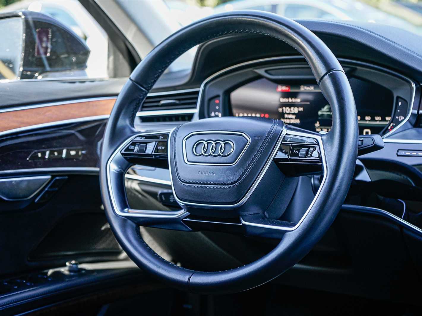 Thumbnail: 2022 Audi A8 - 15