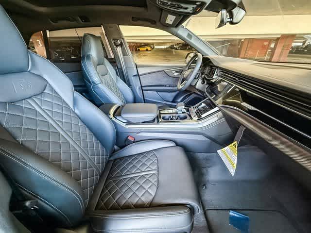Thumbnail: 2026 Audi SQ8 - 17