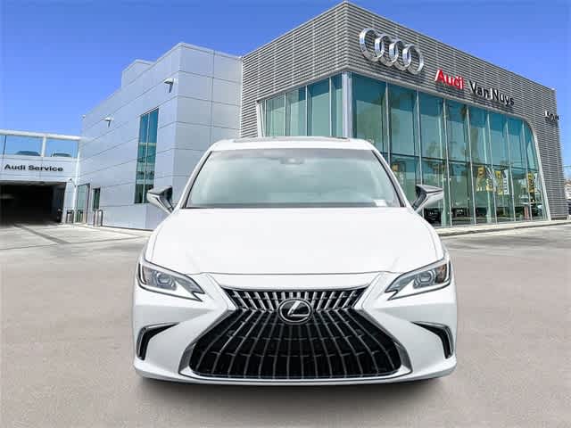 Thumbnail: 2024 Lexus ES - 6