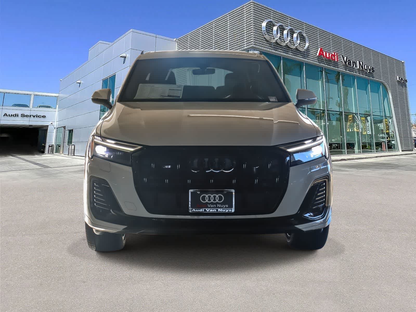 Thumbnail: 2026 Audi Q7 - 2