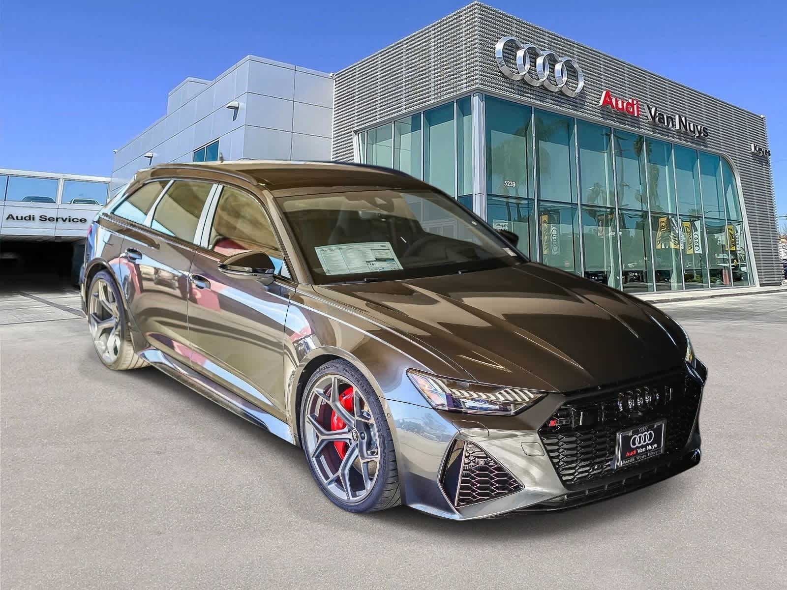 Thumbnail: 2026 Audi RS 6 - 5