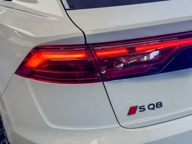Thumbnail: 2026 Audi SQ8 - 7