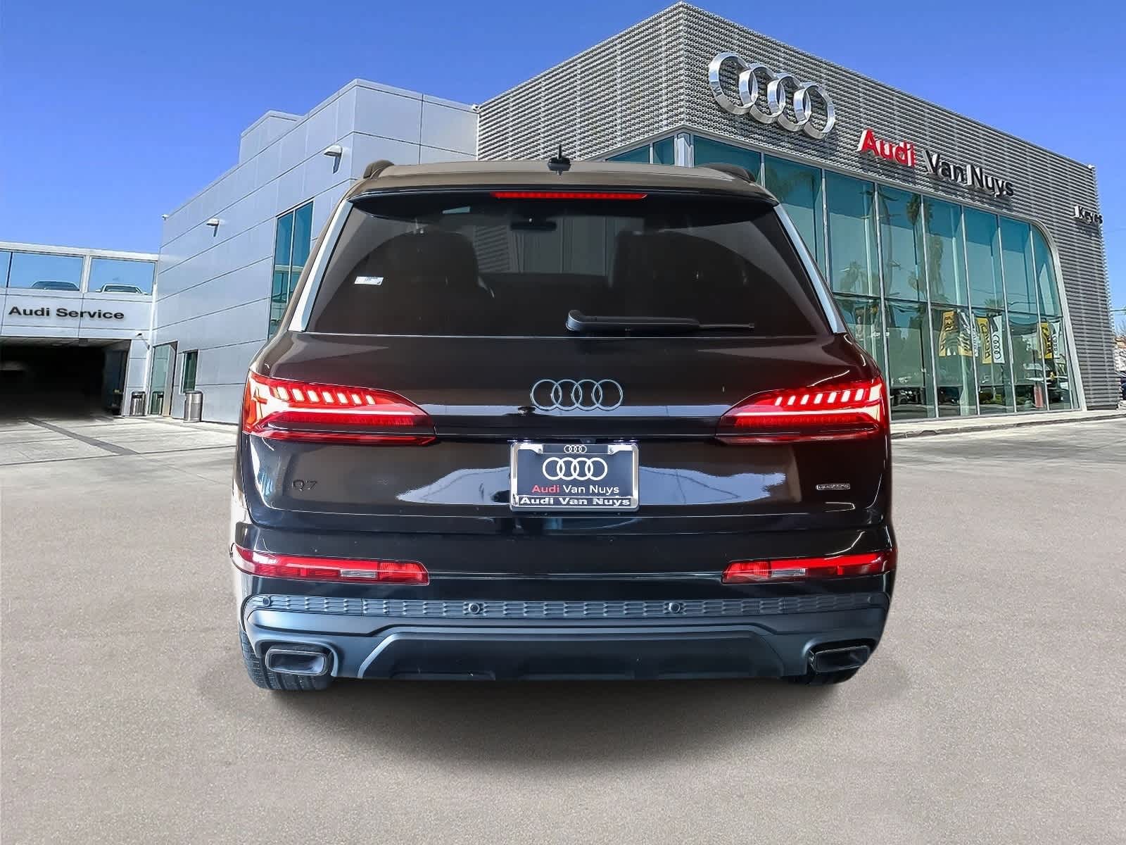 Thumbnail: 2026 Audi Q7 - 5