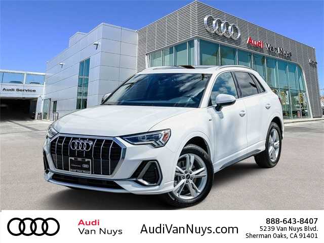 Thumbnail: 2024 Audi Q3 - 1