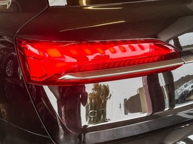 Thumbnail: 2025 Audi Q7 - 7