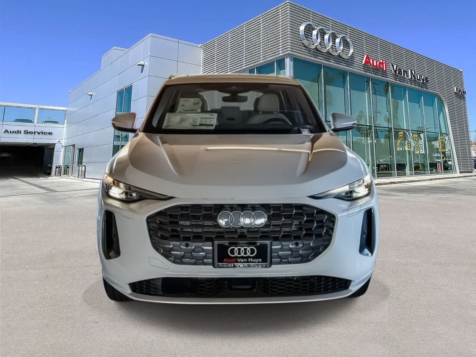 Thumbnail: 2025 Audi Q5 - 2