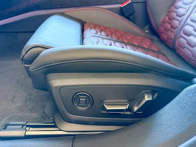 Thumbnail: 2026 Audi RS 7 - 21