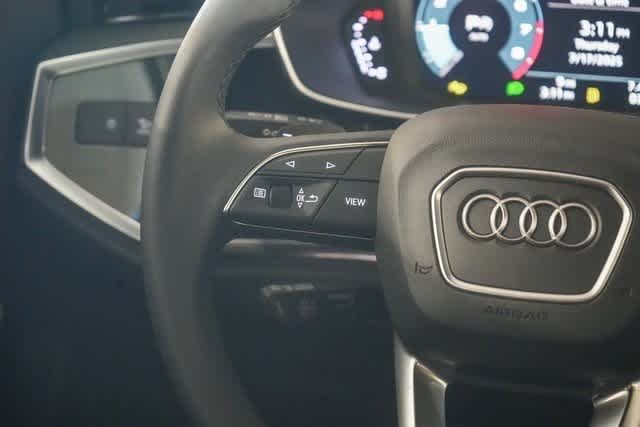 Thumbnail: 2025 Audi Q3 - 19
