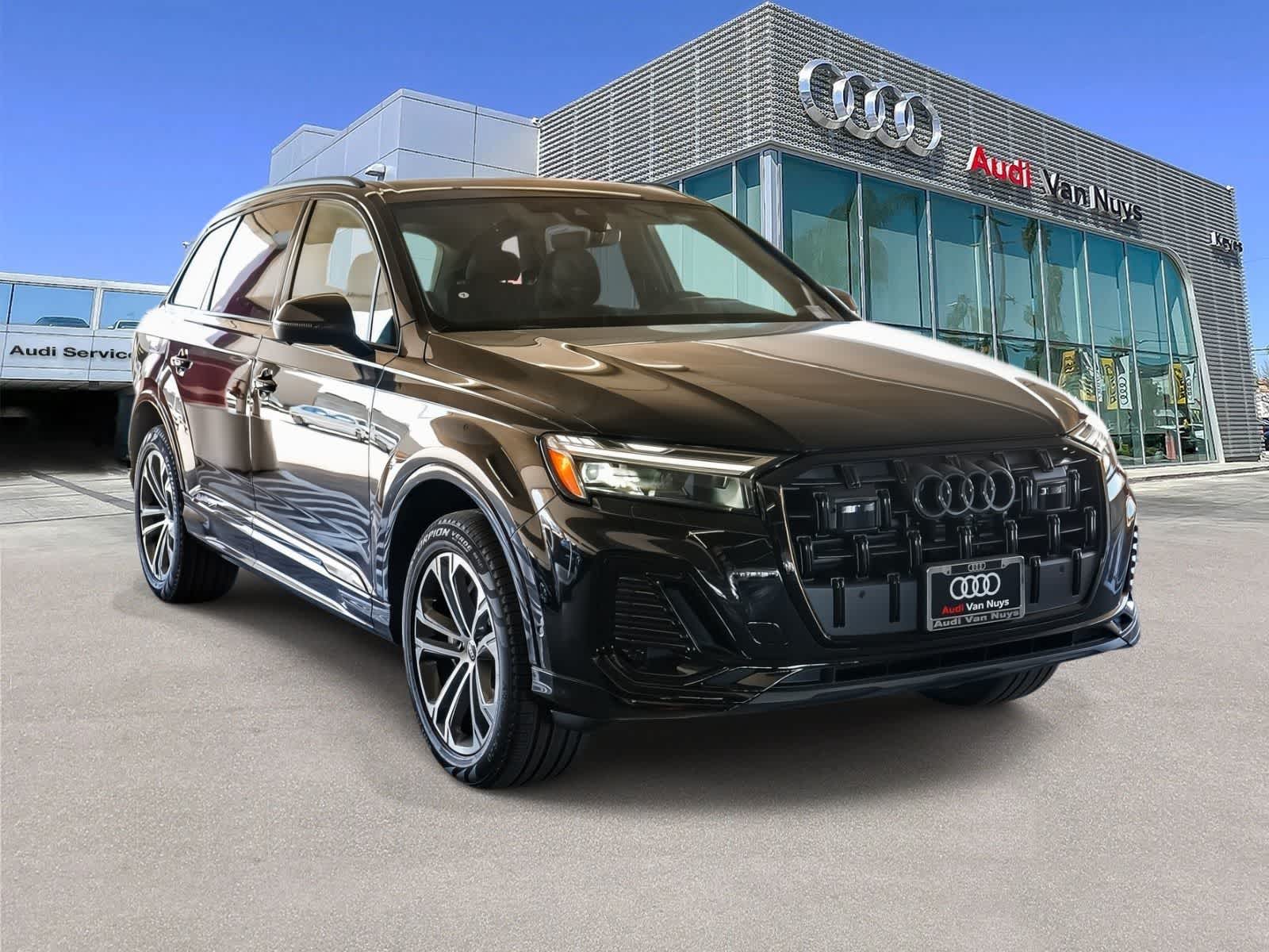 Thumbnail: 2026 Audi Q7 - 3