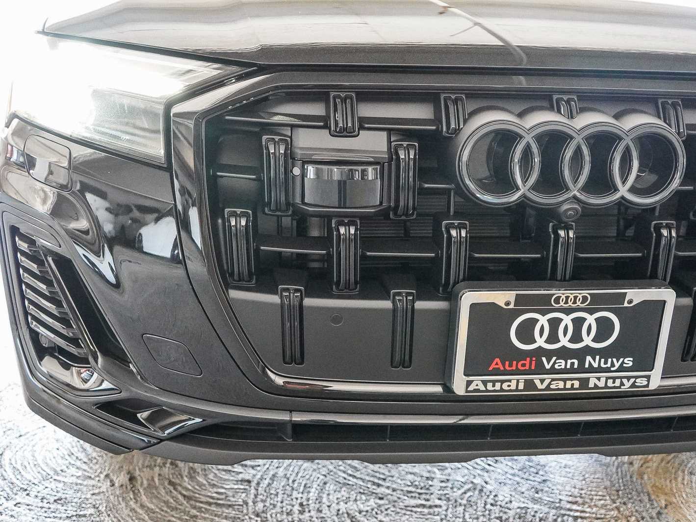 Thumbnail: 2026 Audi Q7 - 11
