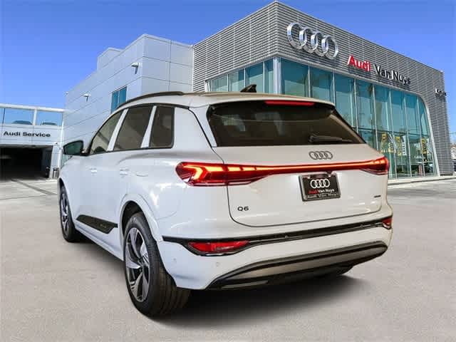 Thumbnail: 2025 Audi Q6 e-tron - 2
