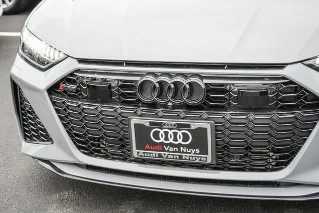 Thumbnail: 2025 Audi RS 7 - 9