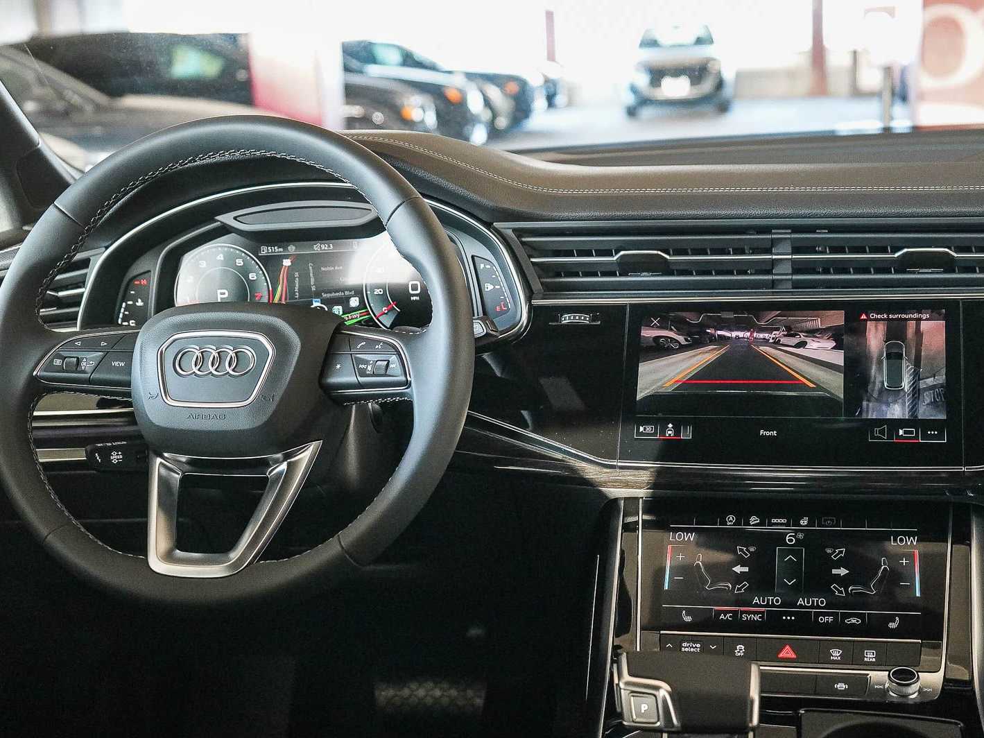 Thumbnail: 2026 Audi Q7 - 13