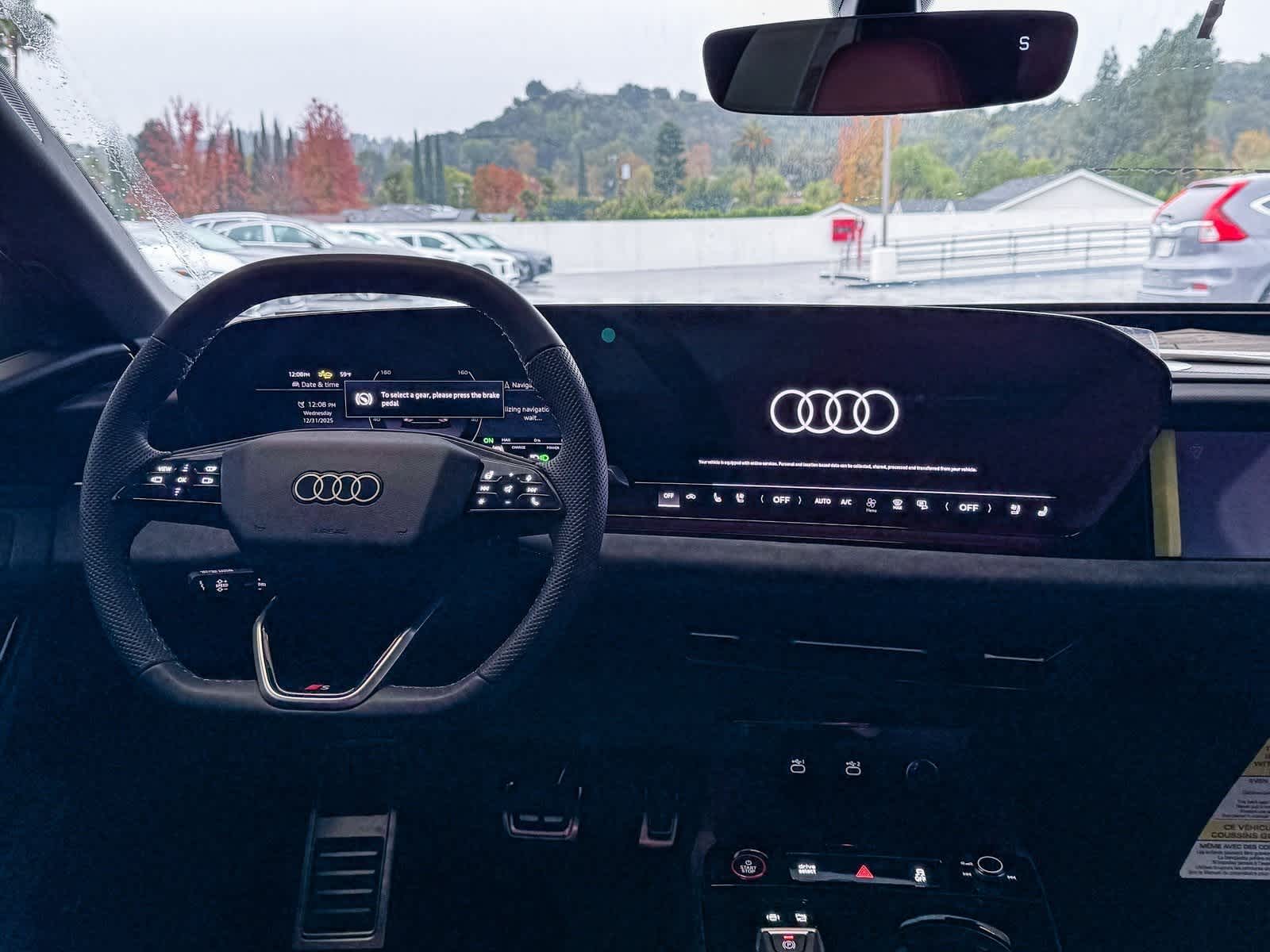 Thumbnail: 2025 Audi e-tron S - 13