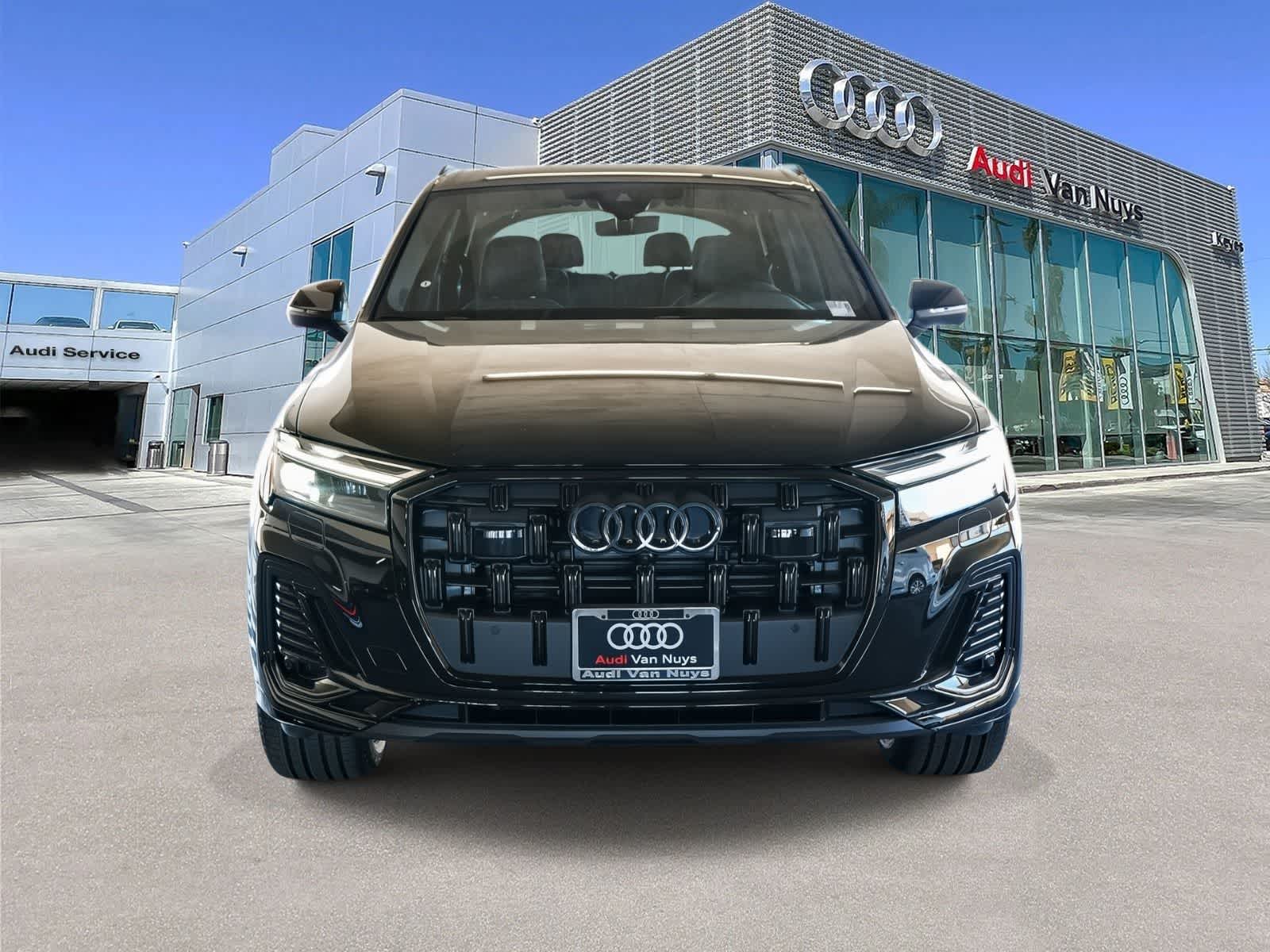 Thumbnail: 2026 Audi Q7 - 2