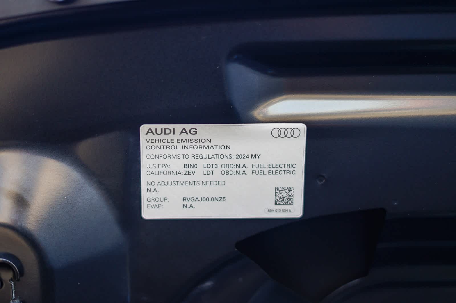 Thumbnail: 2024 Audi Q4 e-tron - 30