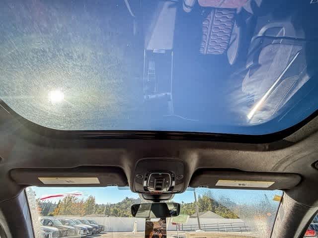 Thumbnail: 2026 Audi RS 6 - 16