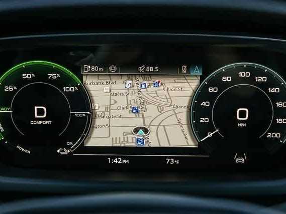 Thumbnail: 2026 Audi e-tron GT - 23