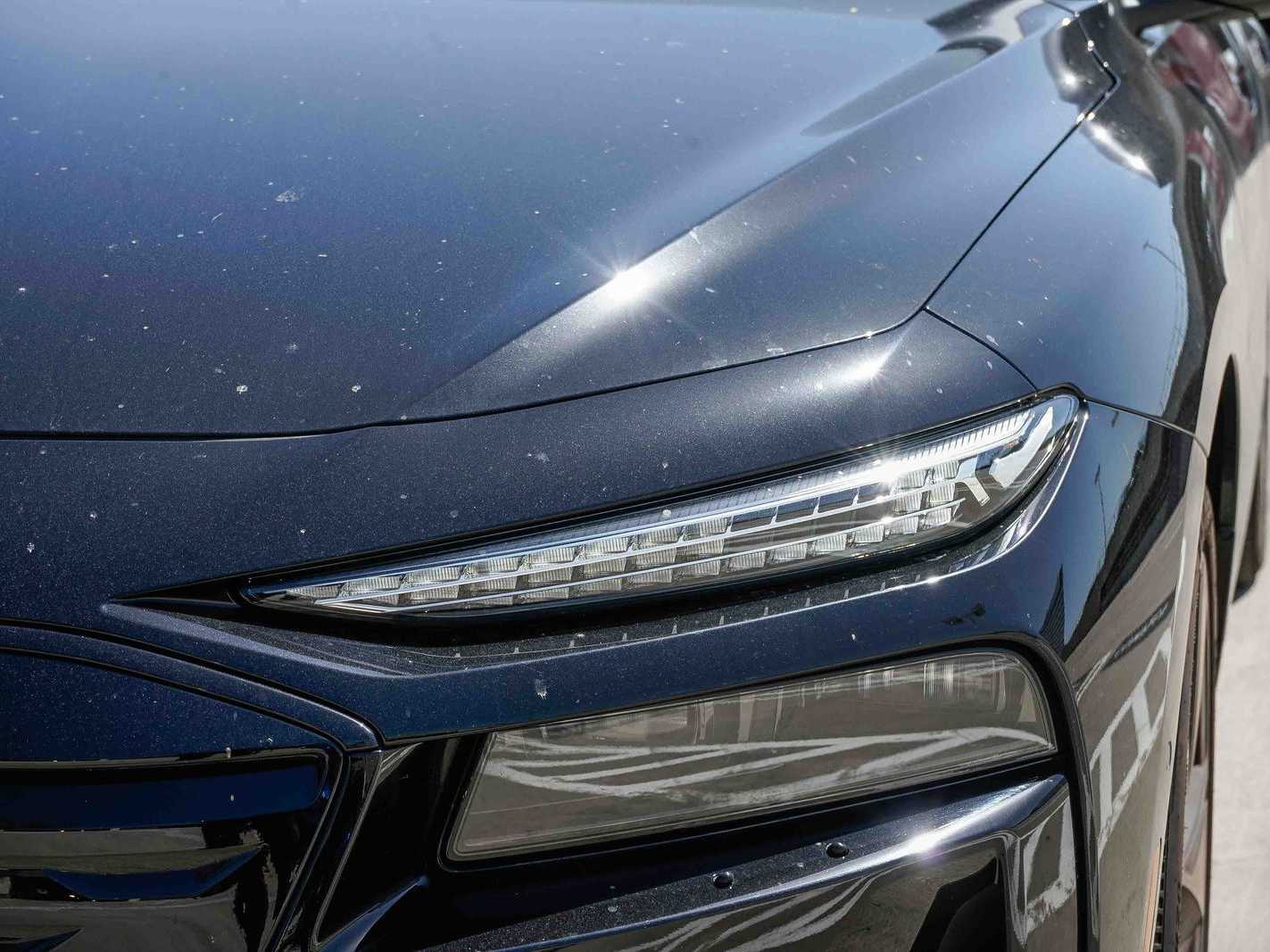 Thumbnail: 2025 Audi e-tron - 6