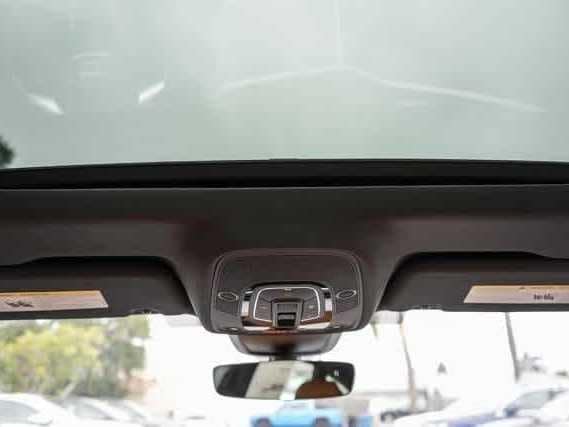 Thumbnail: 2025 Audi RS 7 - 26