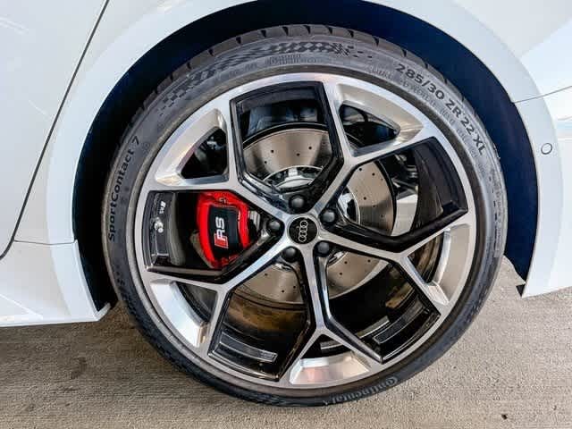 Thumbnail: 2025 Audi RS 6 - 8