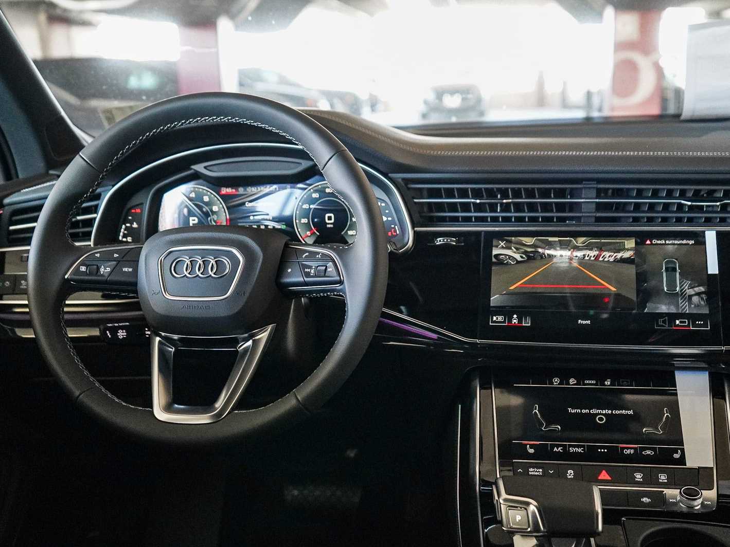 Thumbnail: 2026 Audi Q7 - 13