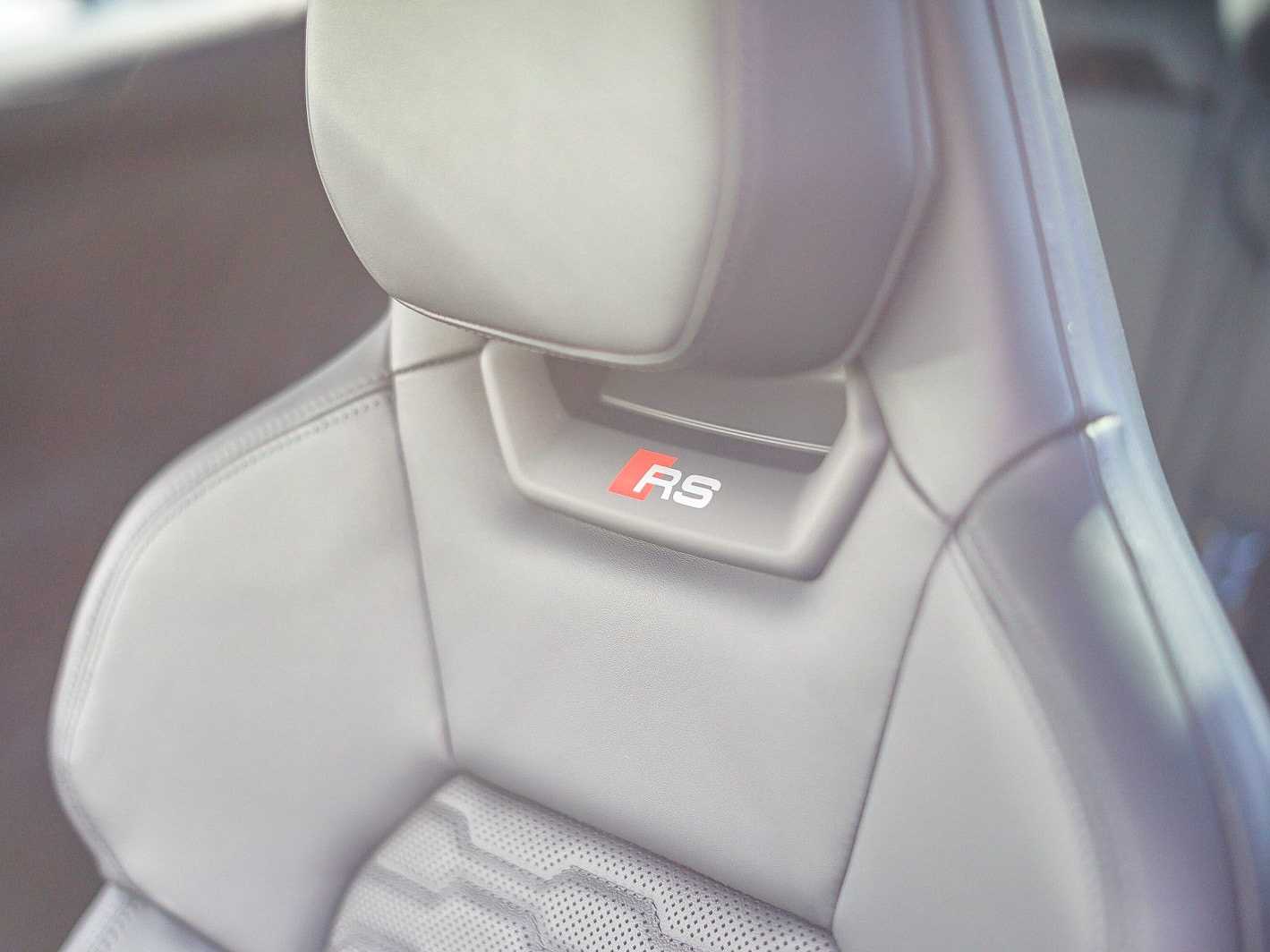 Thumbnail: 2024 Audi RS e-tron GT - 29