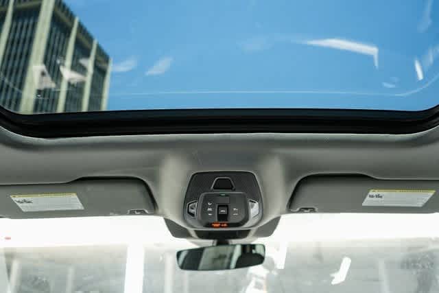 Thumbnail: 2025 Audi Q5 - 21