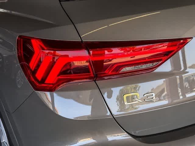 Thumbnail: 2025 Audi Q3 - 7