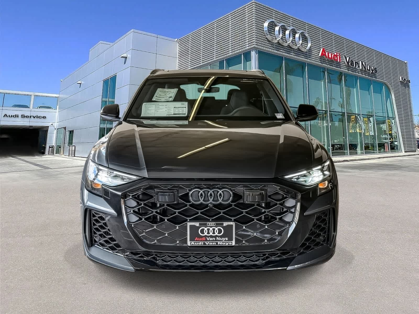 Thumbnail: 2026 Audi RS Q8 - 2