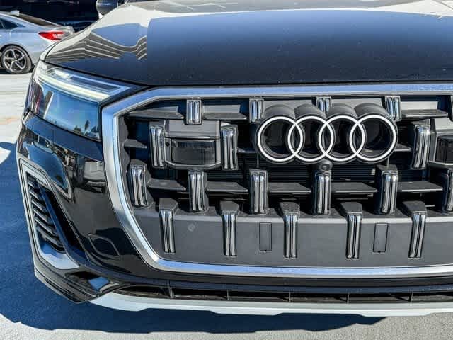 Thumbnail: 2025 Audi Q7 - 11