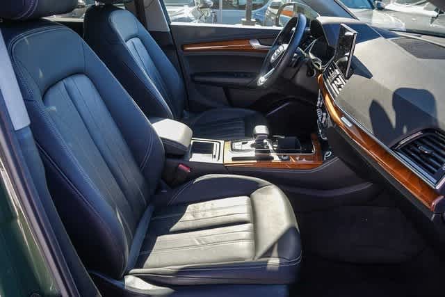 Thumbnail: 2022 Audi Q5 - 19