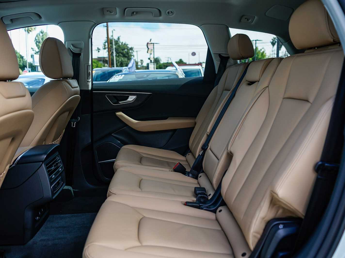 Thumbnail: 2026 Audi Q7 - 18