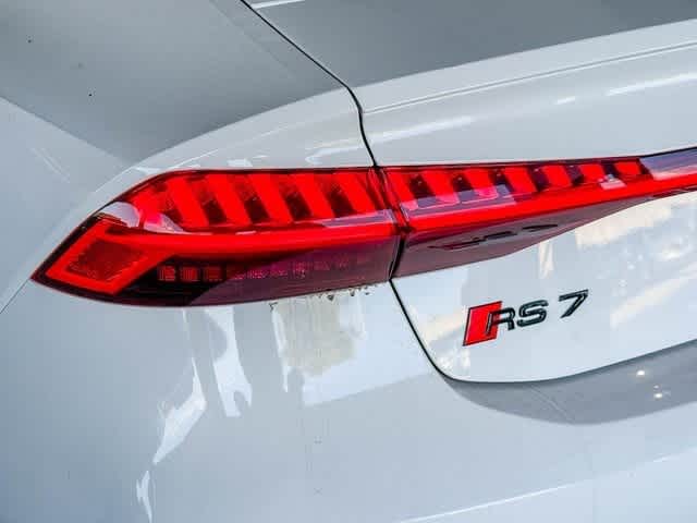 Thumbnail: 2025 Audi RS 7 - 7