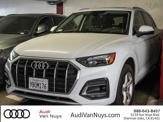 Thumbnail: 2022 Audi Q5 - 1